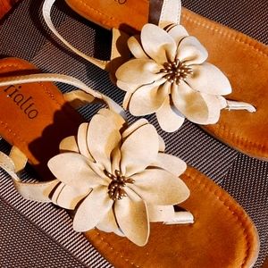 Rialto Sandals 7.5M